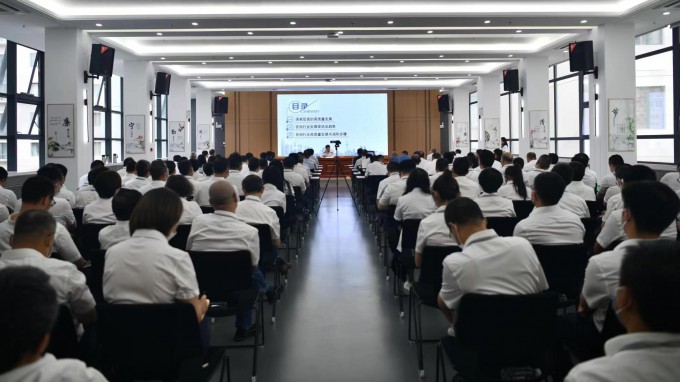 轉(zhuǎn)觀念 聚合力 重實干 向未來：集團公司黨委副書記、總經(jīng)理馬明在省建筑設計院作專題講座