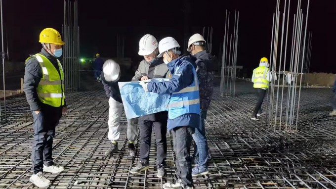 質(zhì)量工期兩不誤  堅(jiān)守一線不言苦